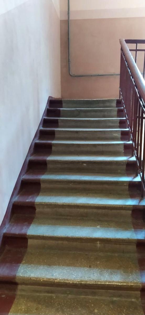 1864282497700762