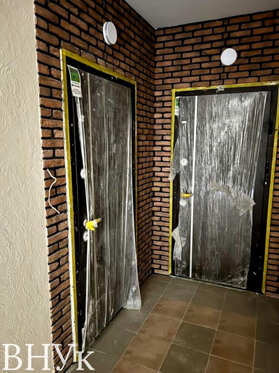 1864282842326954