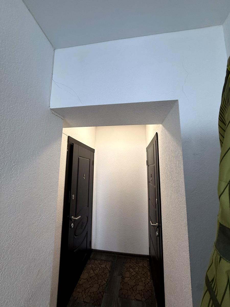 1864332449352090