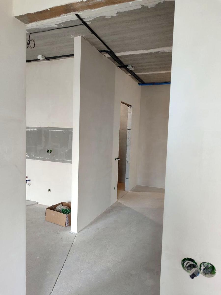 1864336144565209