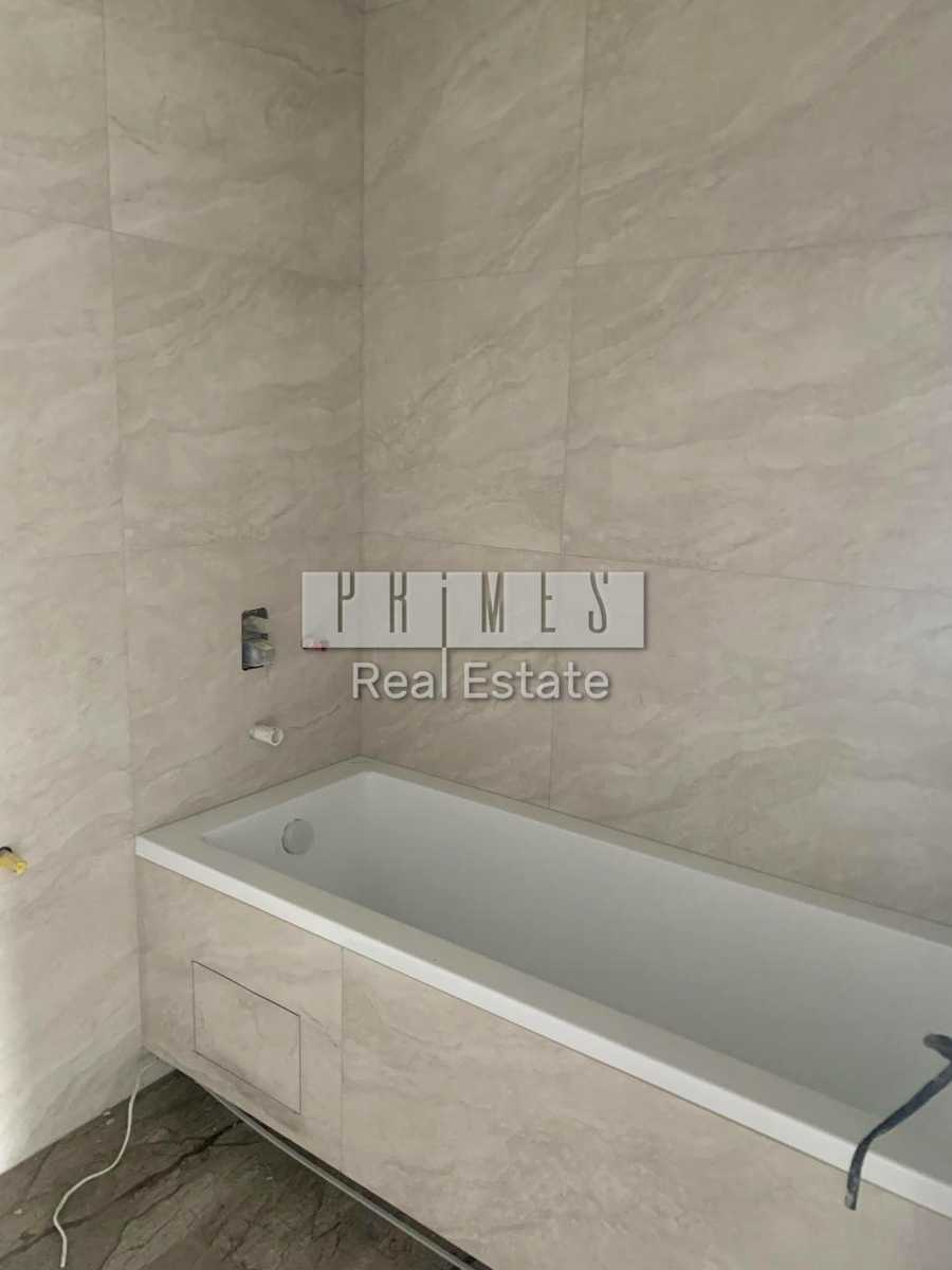 1864337352346742