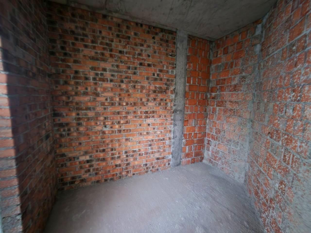 1864342979701275
