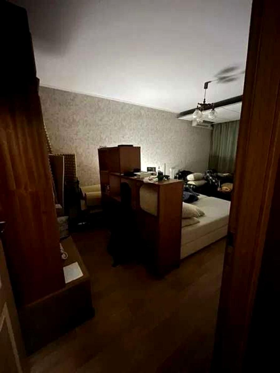 1864346895892172