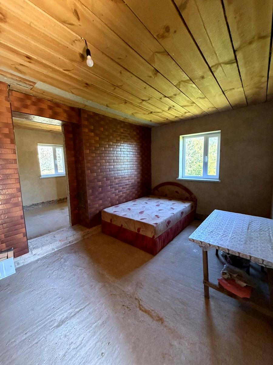 1864347087899720