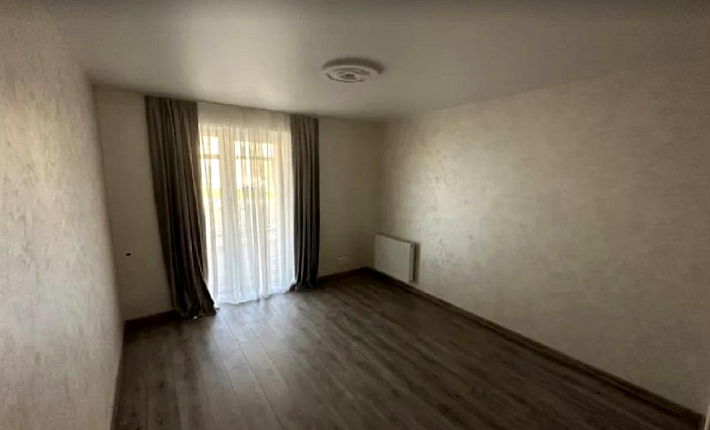 1864359968625603