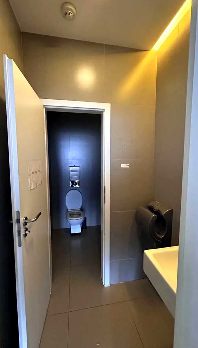 1864365555271933