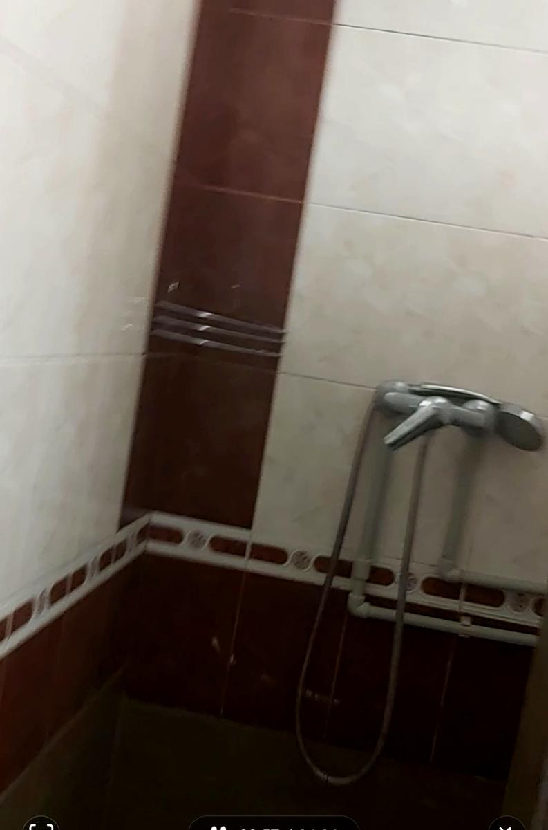 1864369152032399