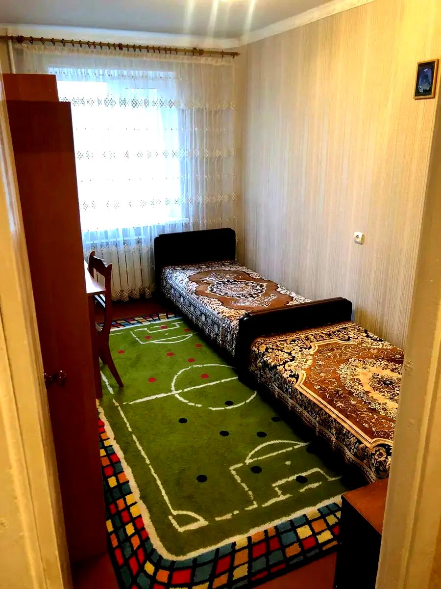 1864416527973294