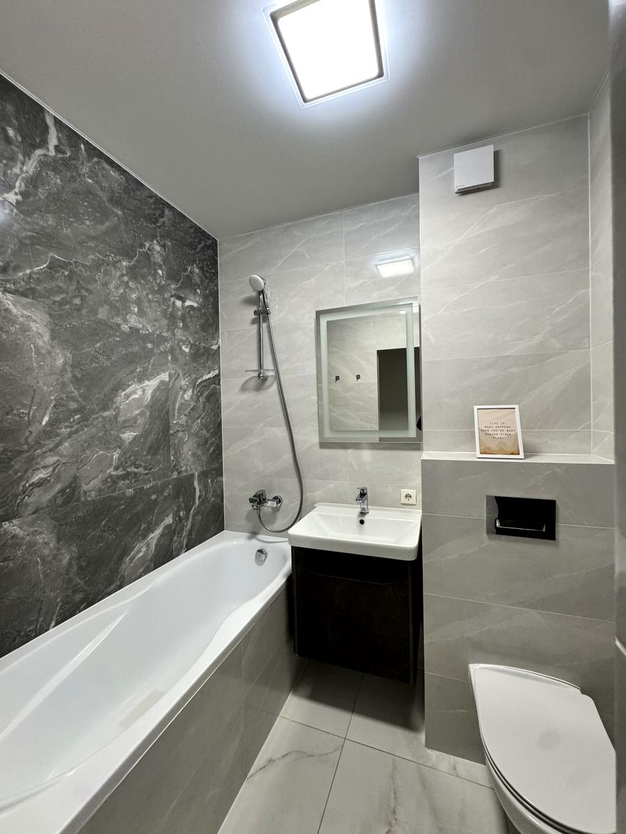 1864425482373995