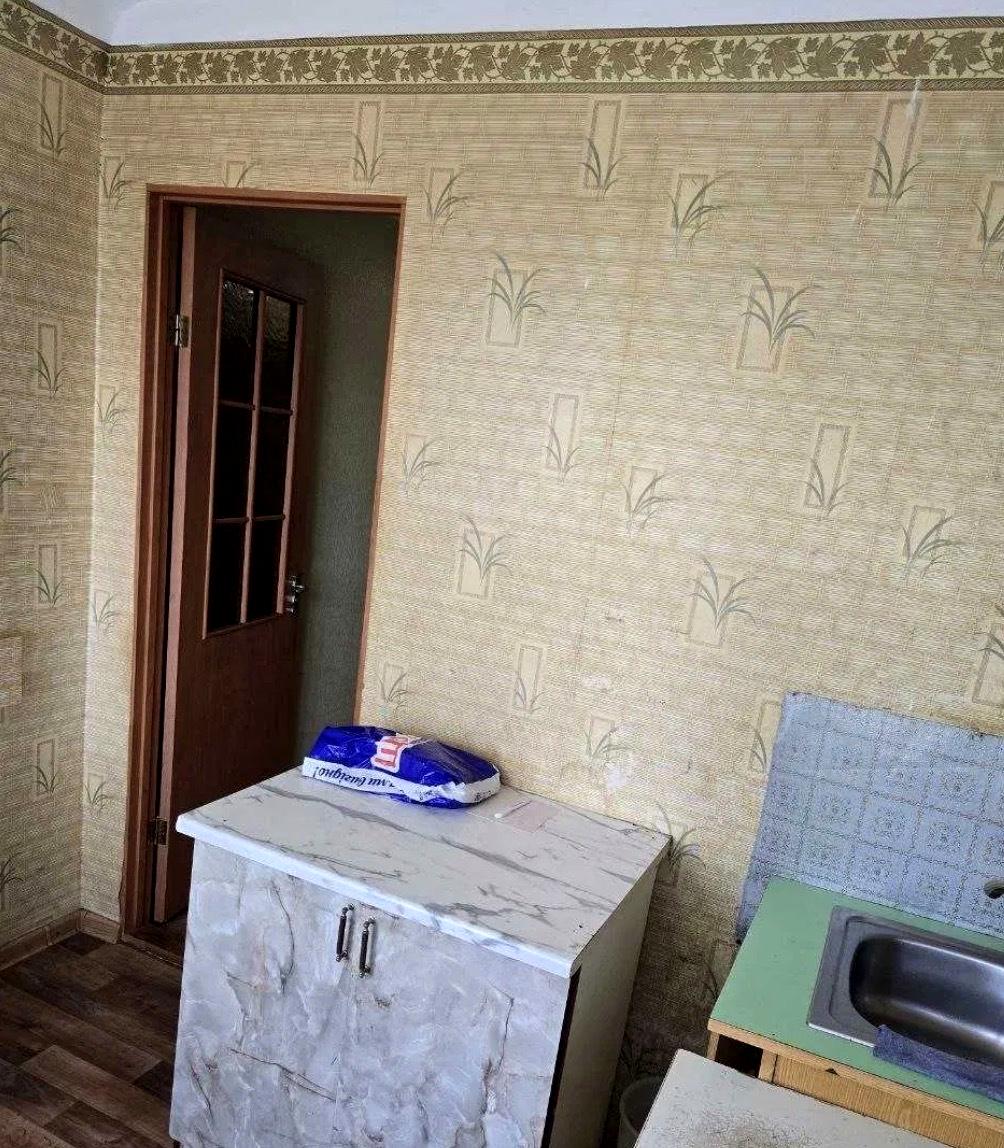 1864428403237886
