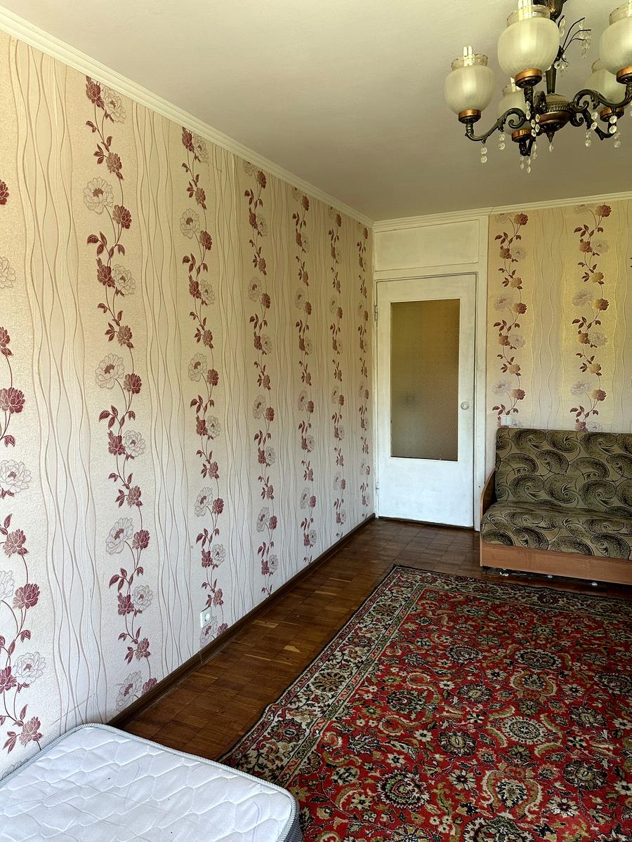 1864429079657575