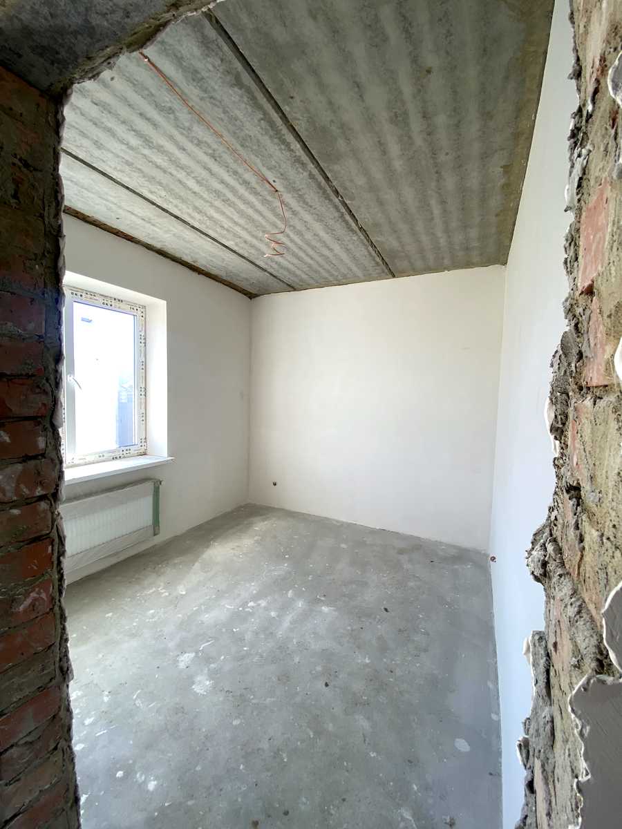 1864433921502916