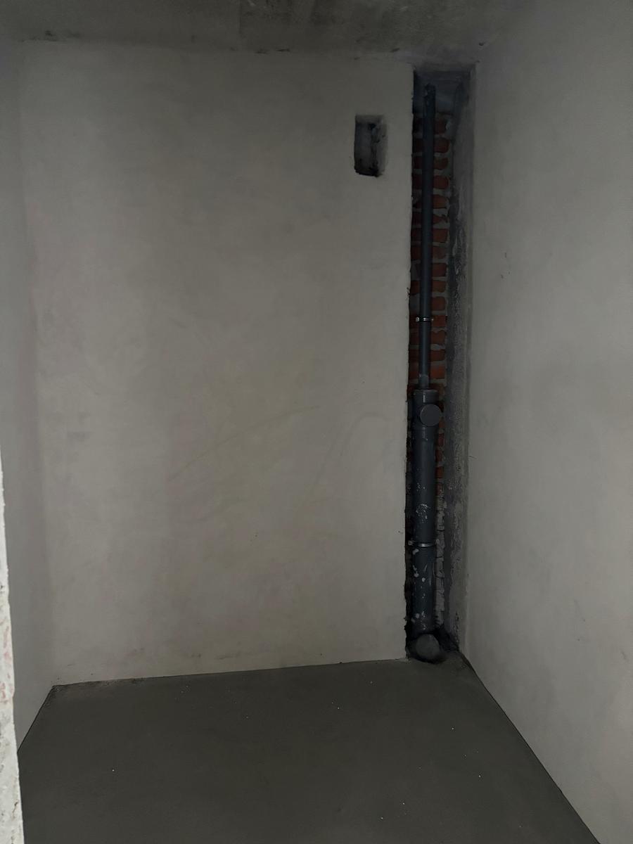 1864437063380331