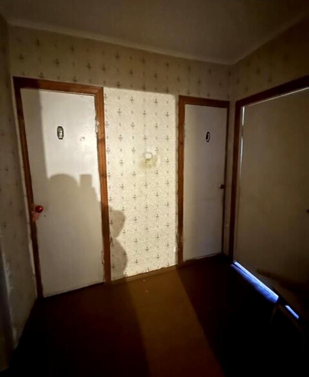 1864438355227567