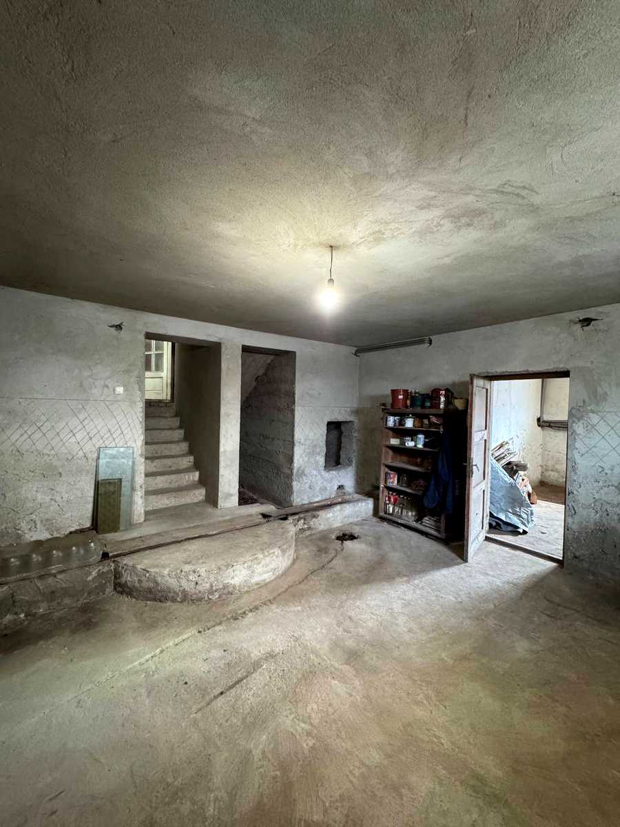 1864438591797849