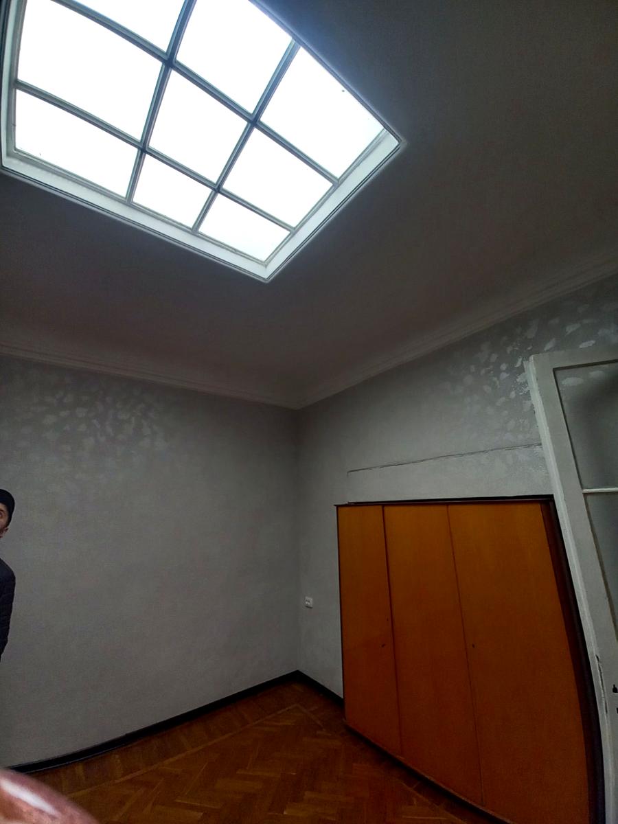 1864440633278881
