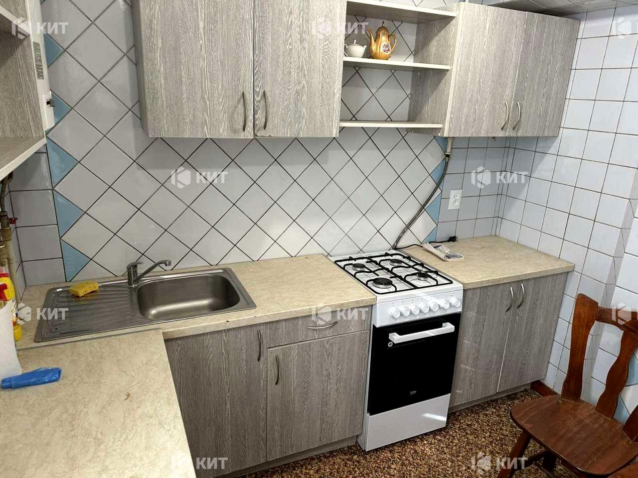 1864442453601881