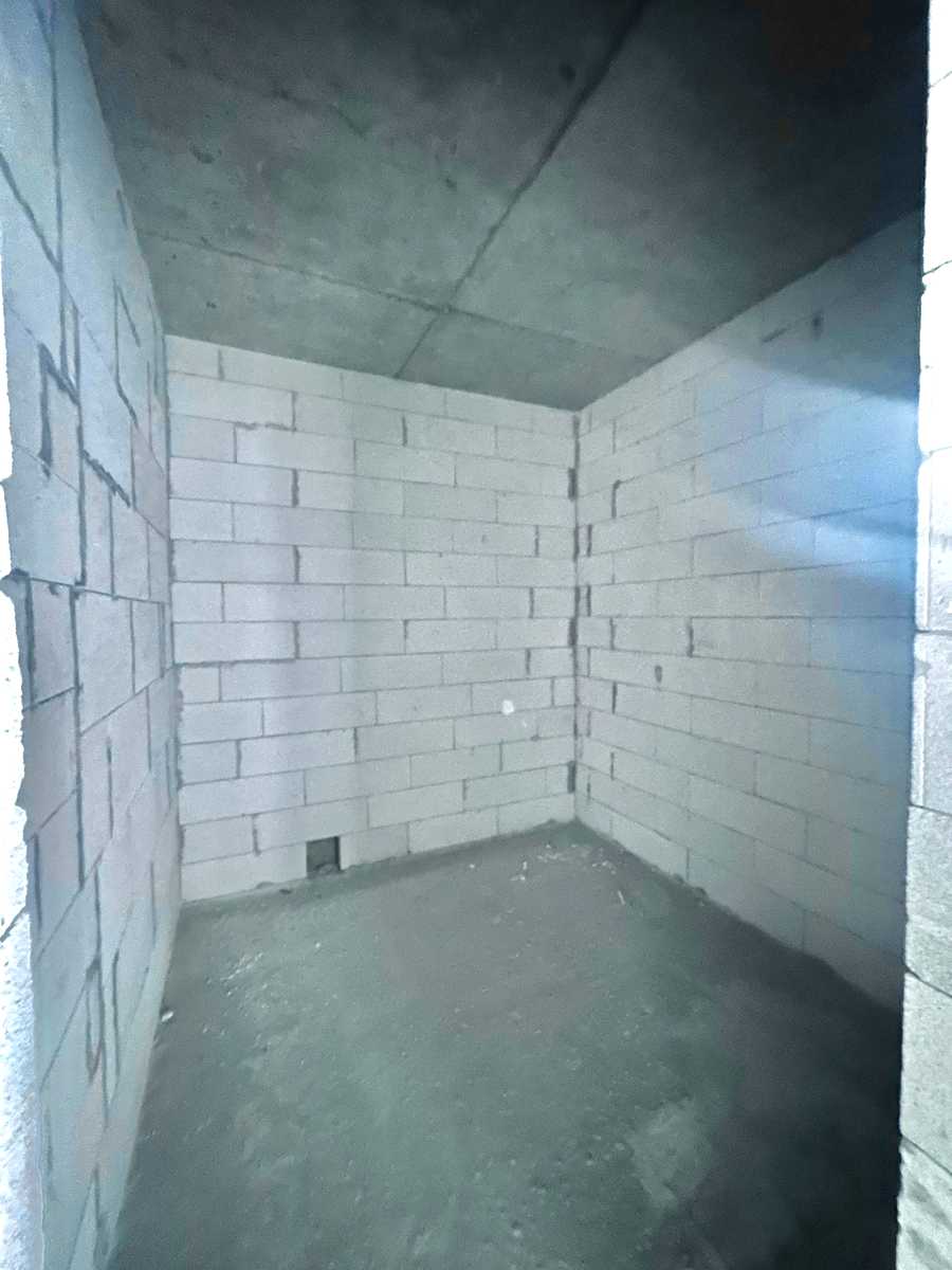1864442518838363