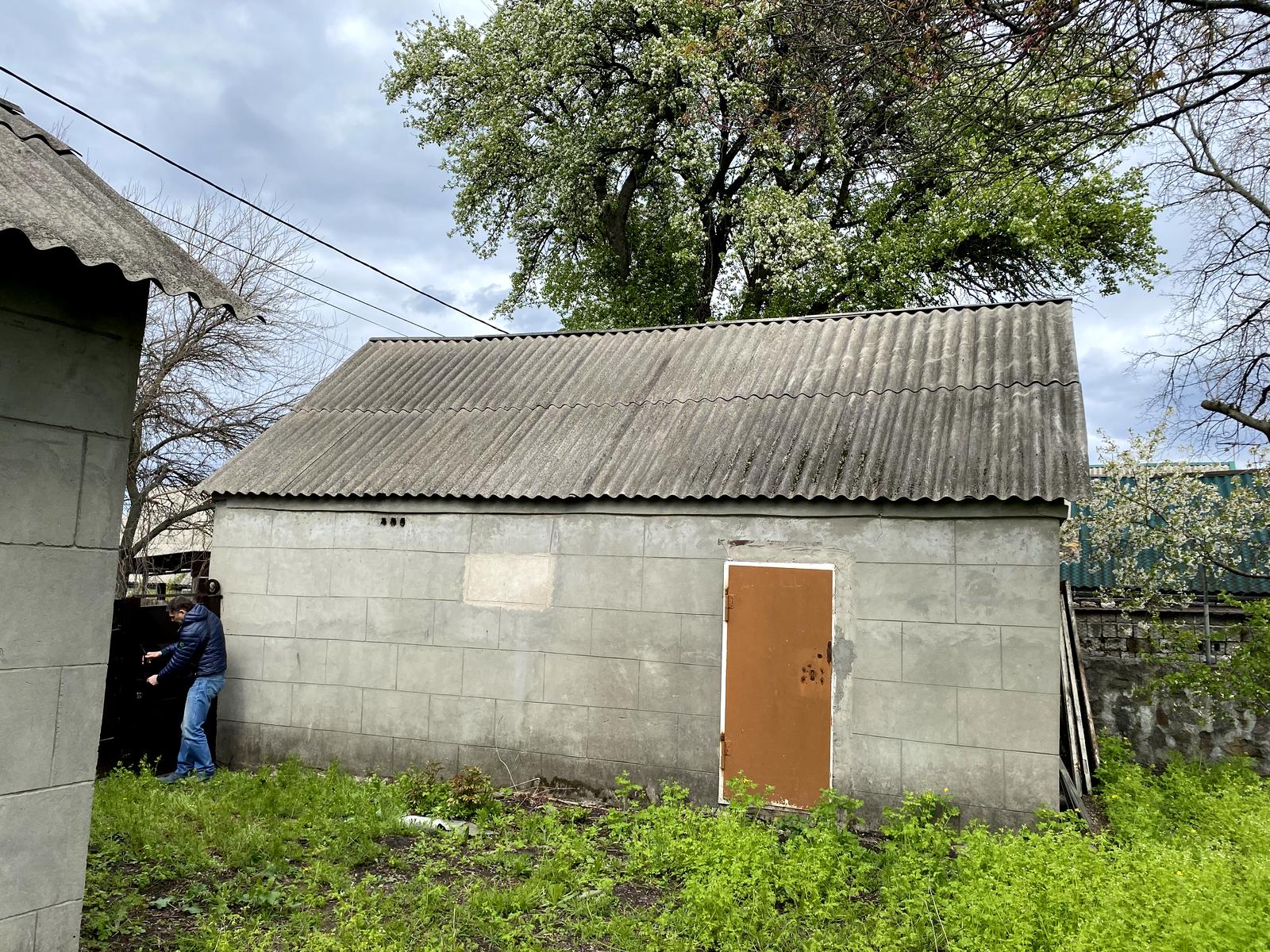 1864448104412167