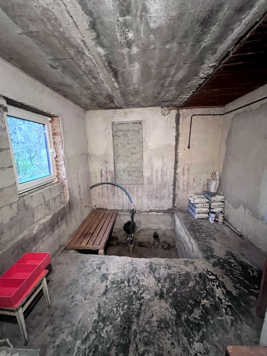 1864511775968208