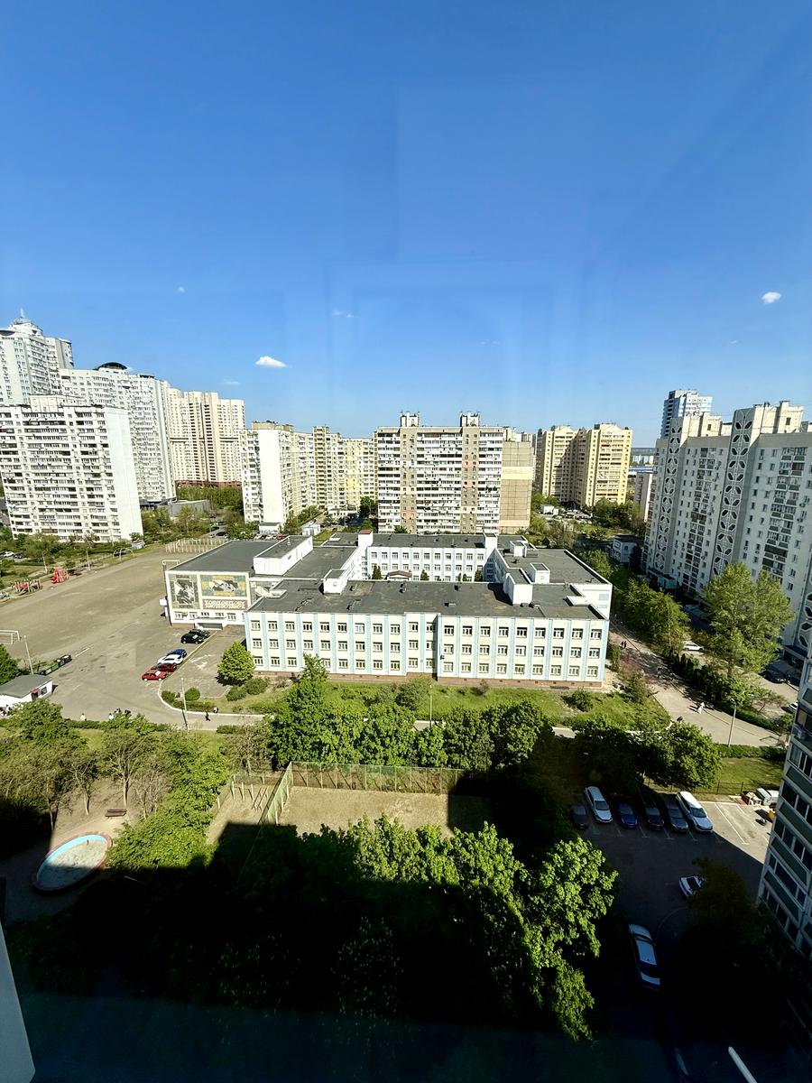 1864513550903716