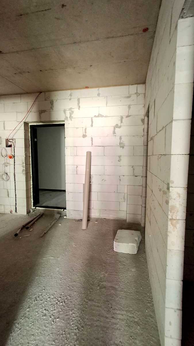 1864515917698415