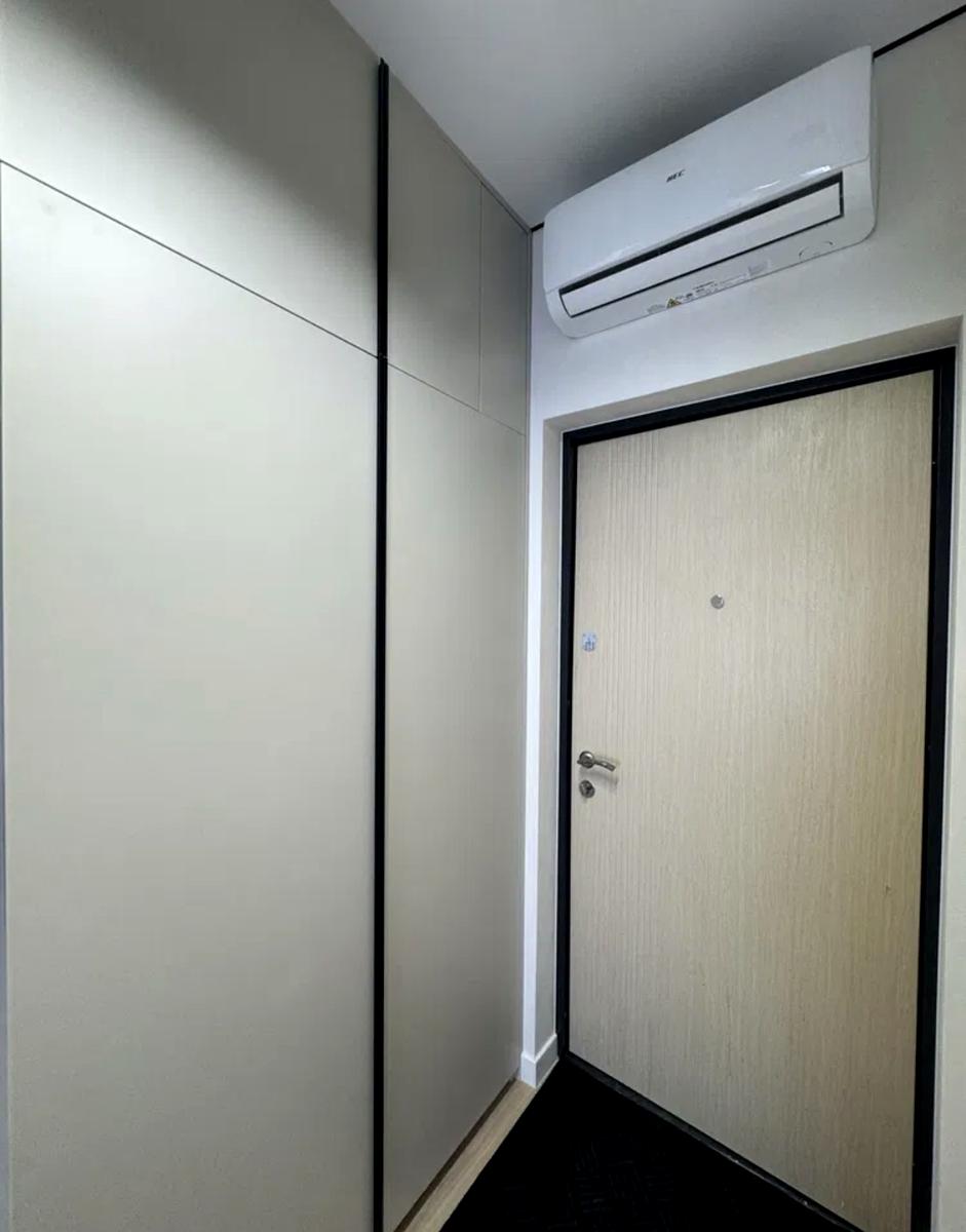 1864517386814867