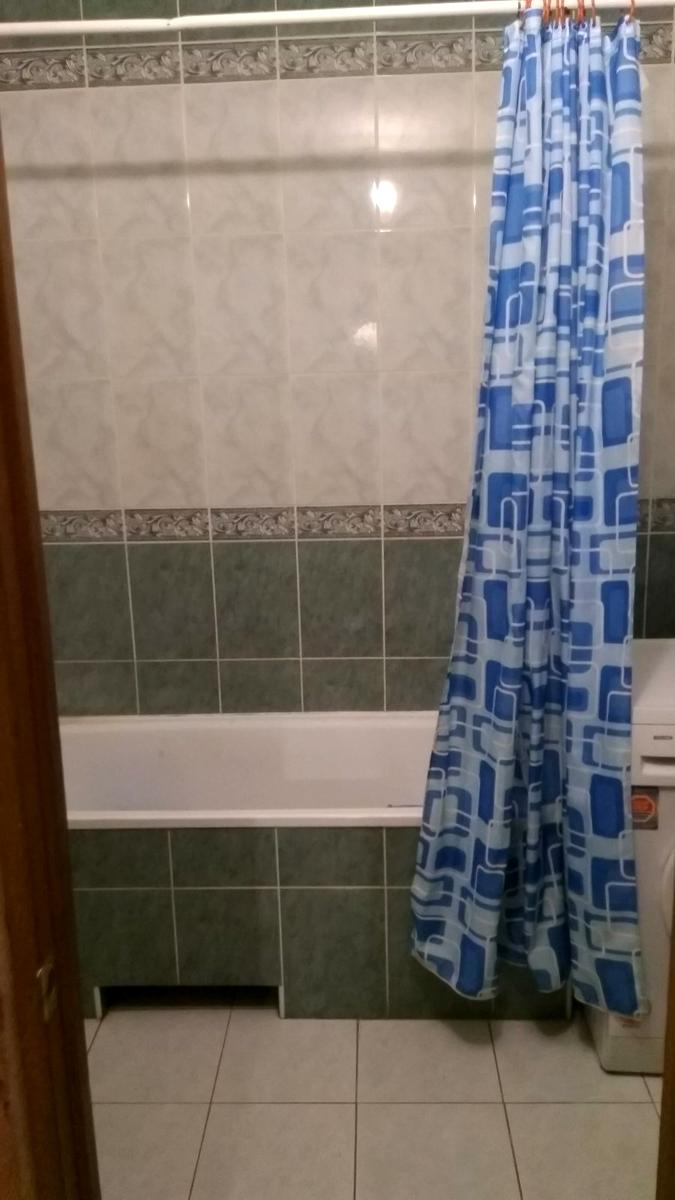 1864520739363736