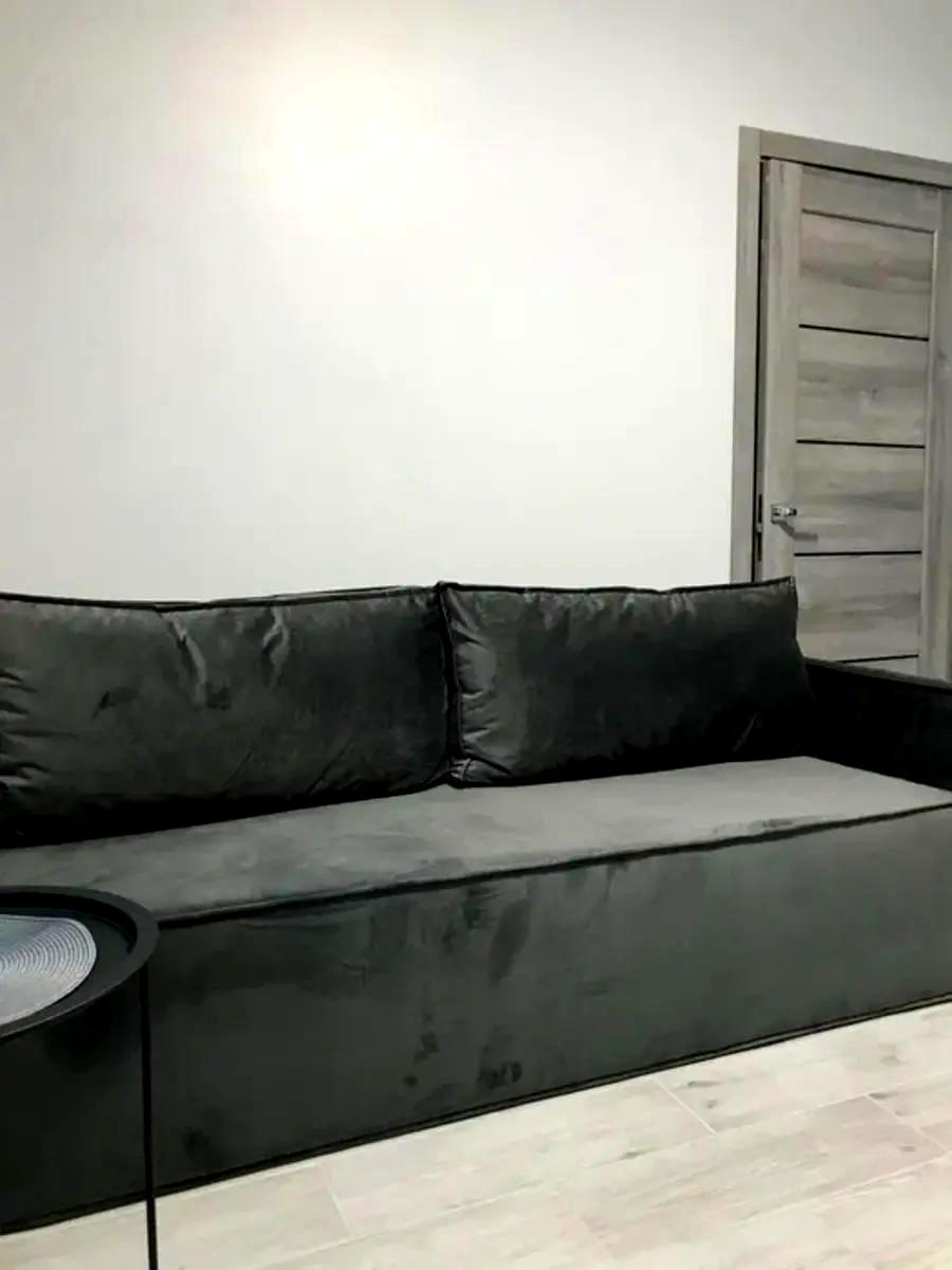 1864523360515789
