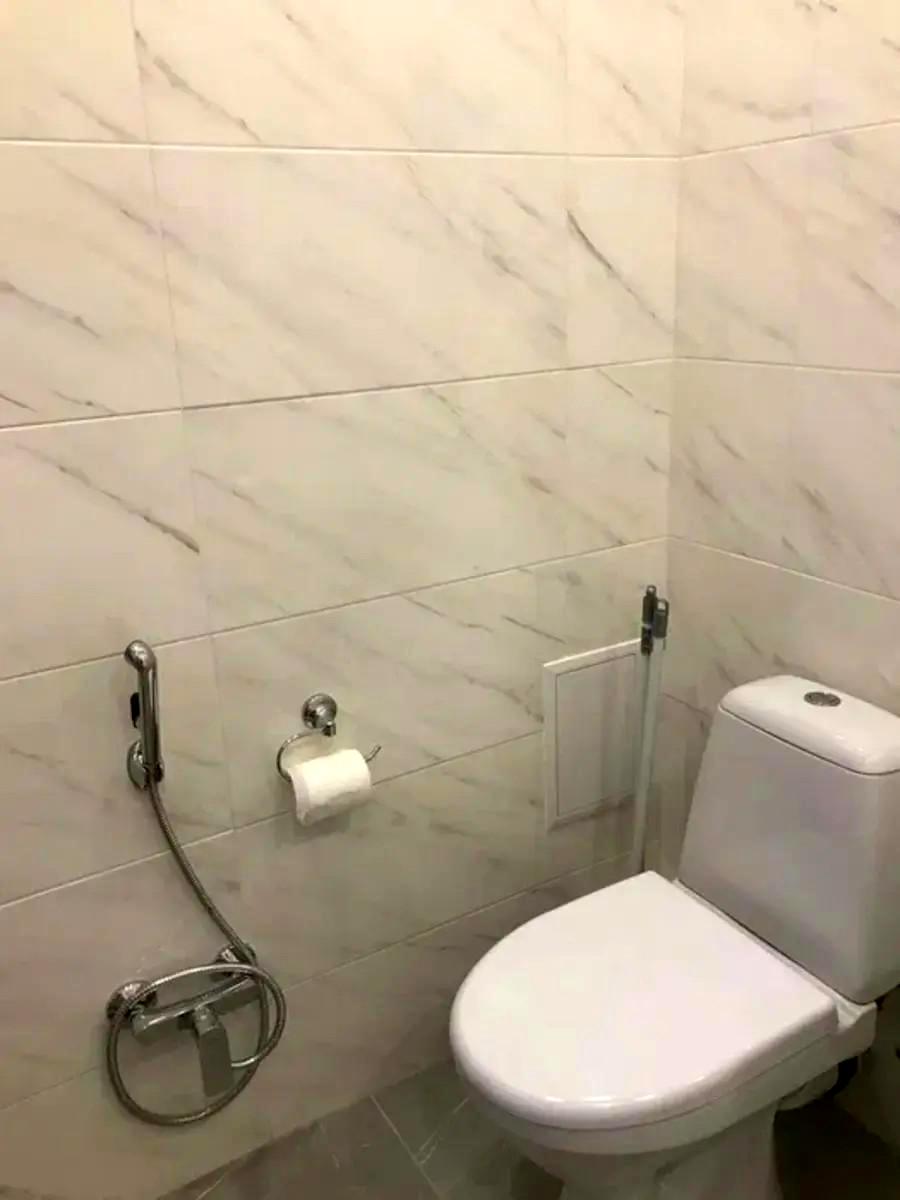 1864523360962925