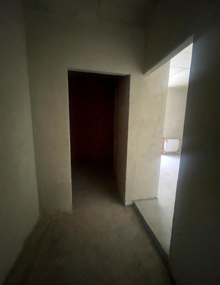 1864523984951522