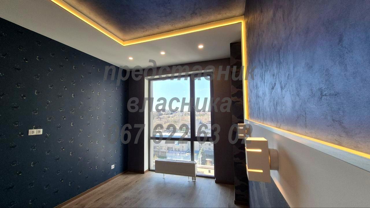 1864525375424562