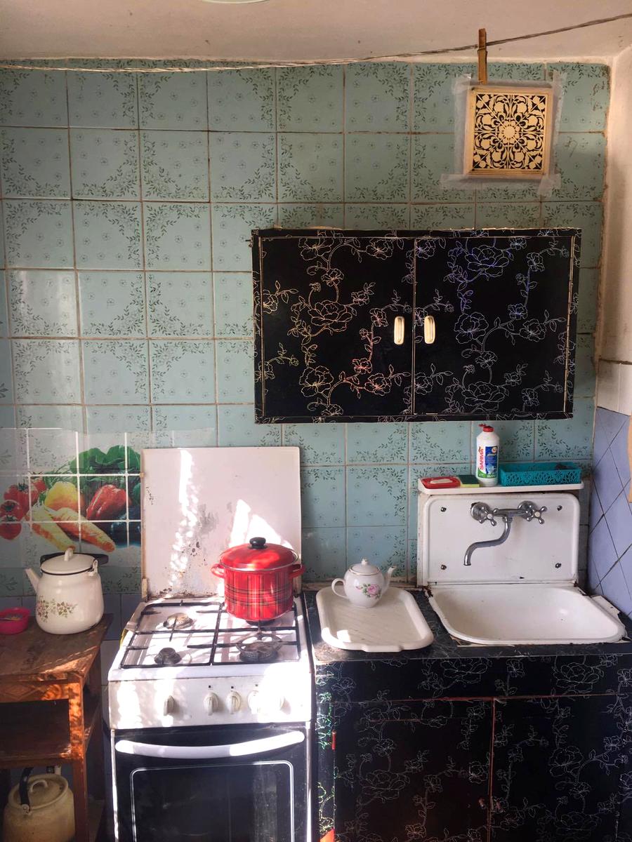 1864526810325995