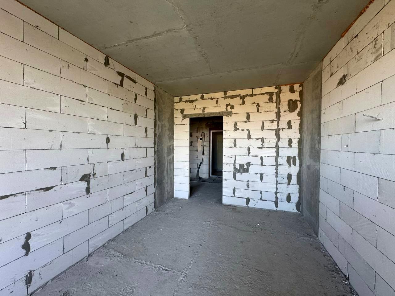 1864530539937269