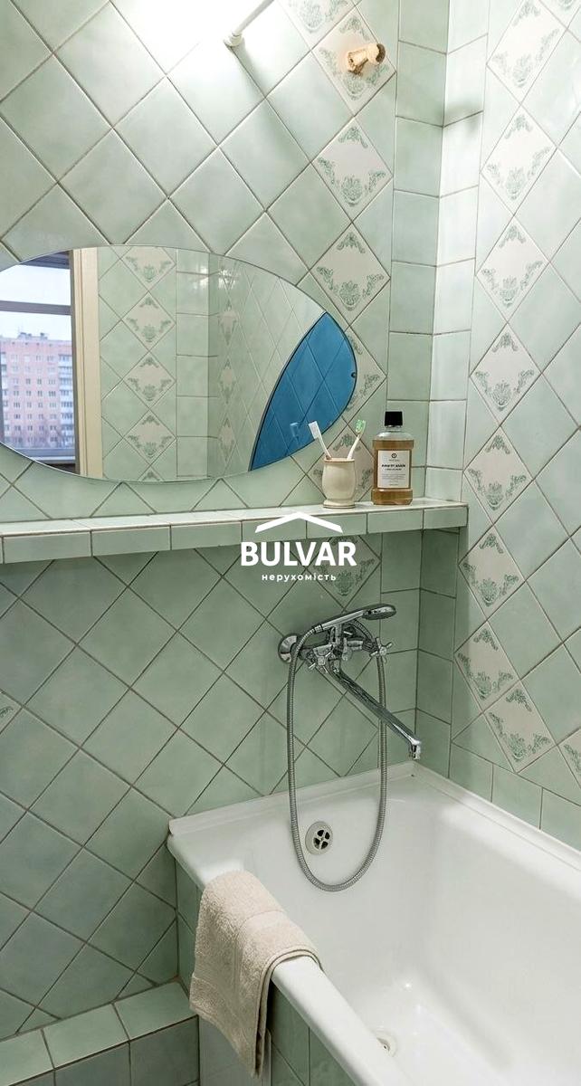 1864530684848647