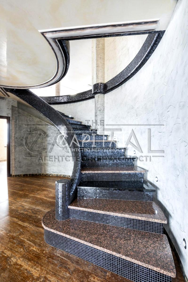 1864532829066086