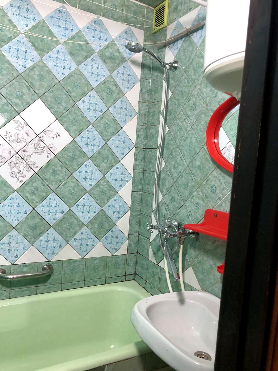 1864533448943664