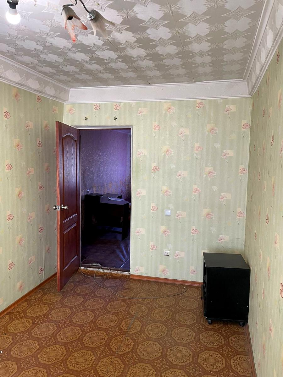 1864533747486825