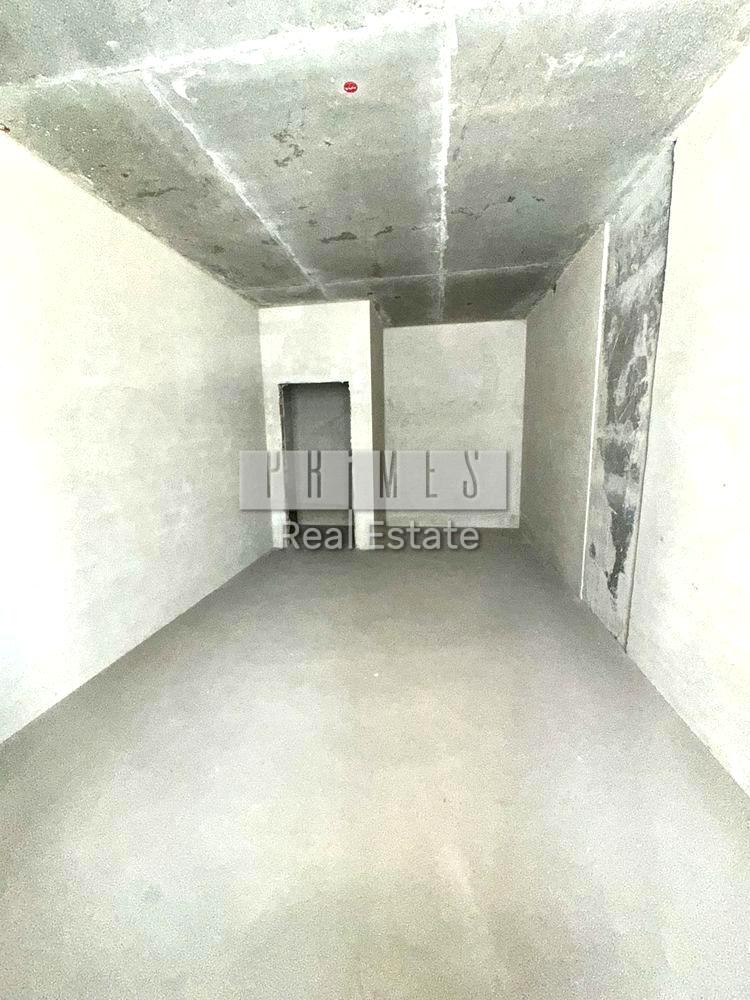 1864533981816218