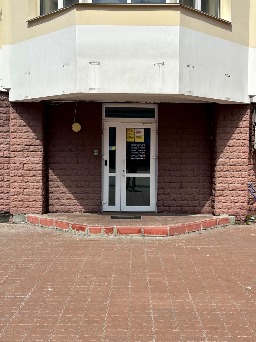1864534451328976