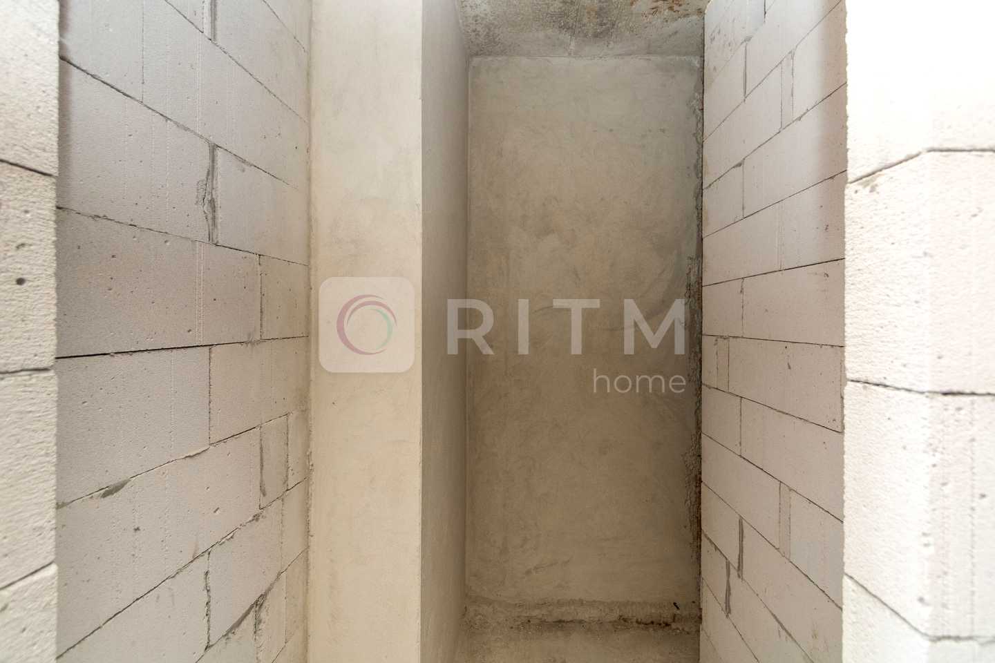 1864534717578667