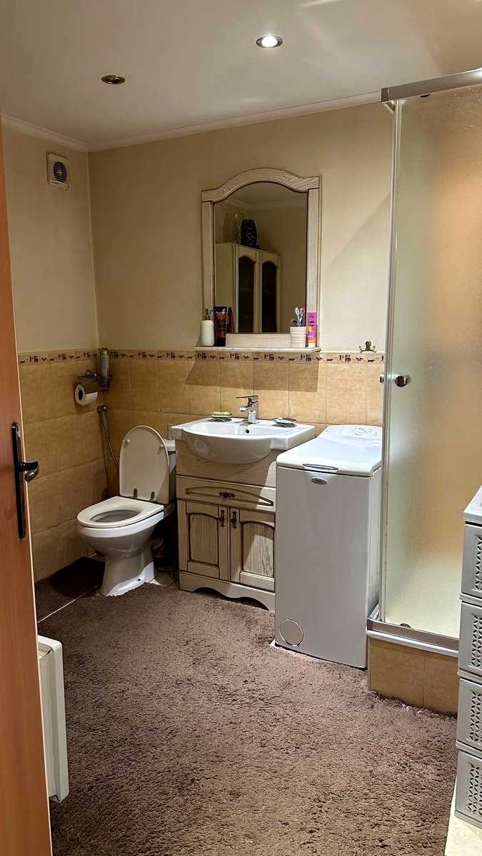 1864534768900669