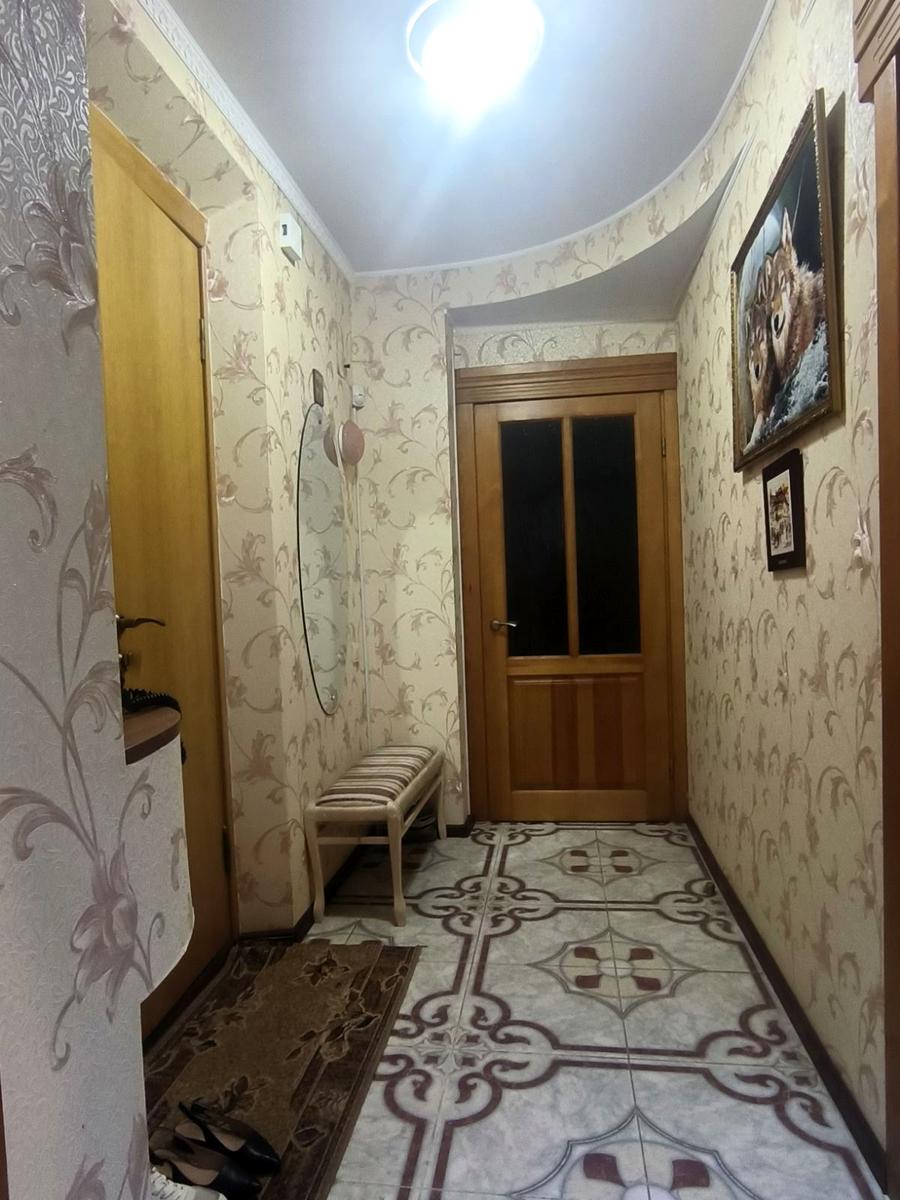 1864536061035391