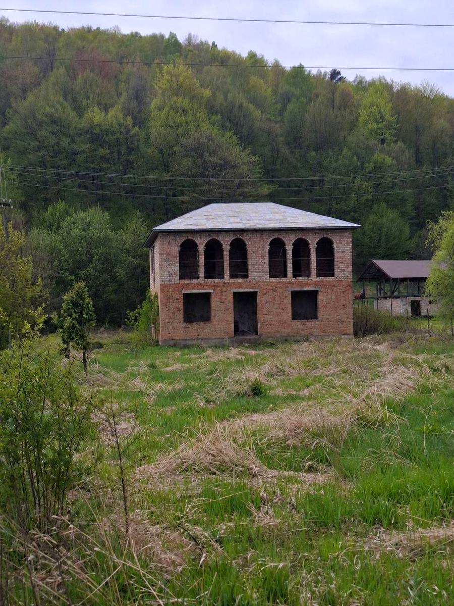1864537353581075