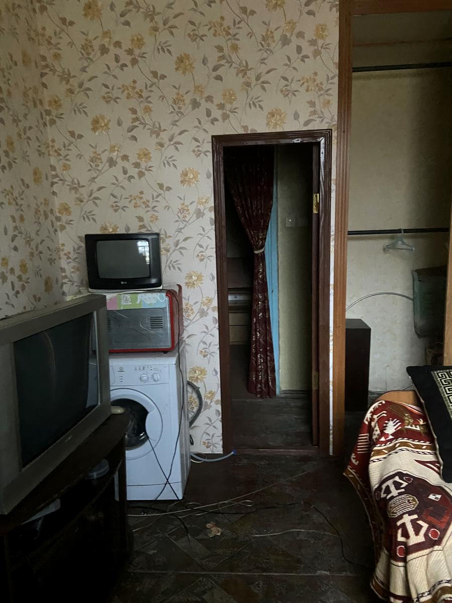 1864544938117930