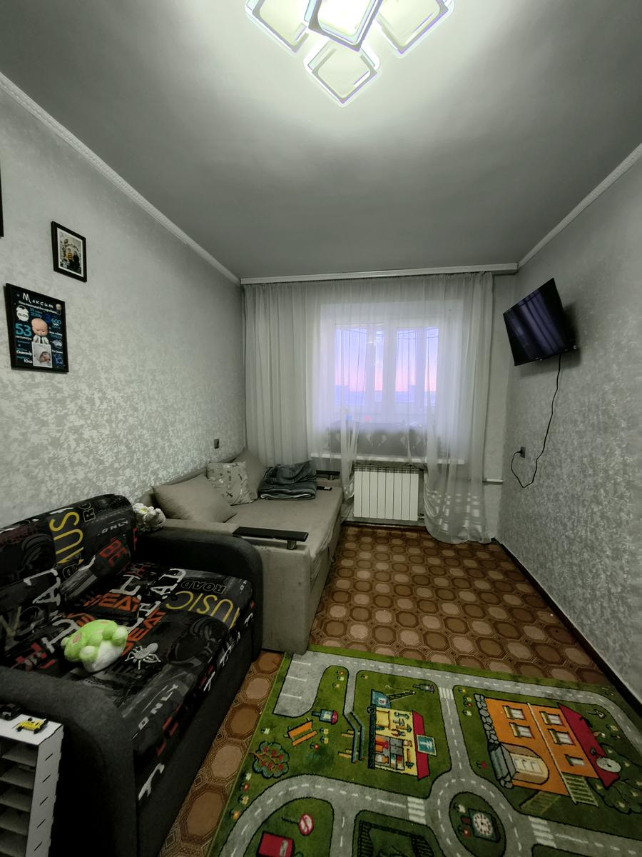 1864546335114889