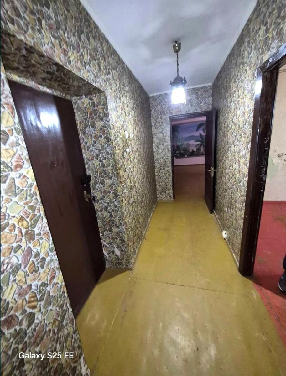 1864547733960768