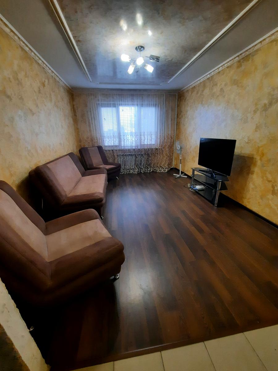1864563994956695