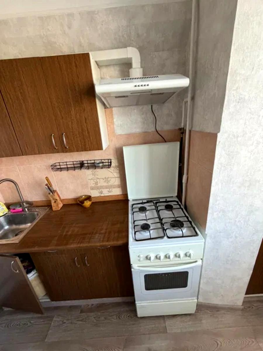 1864565318225673