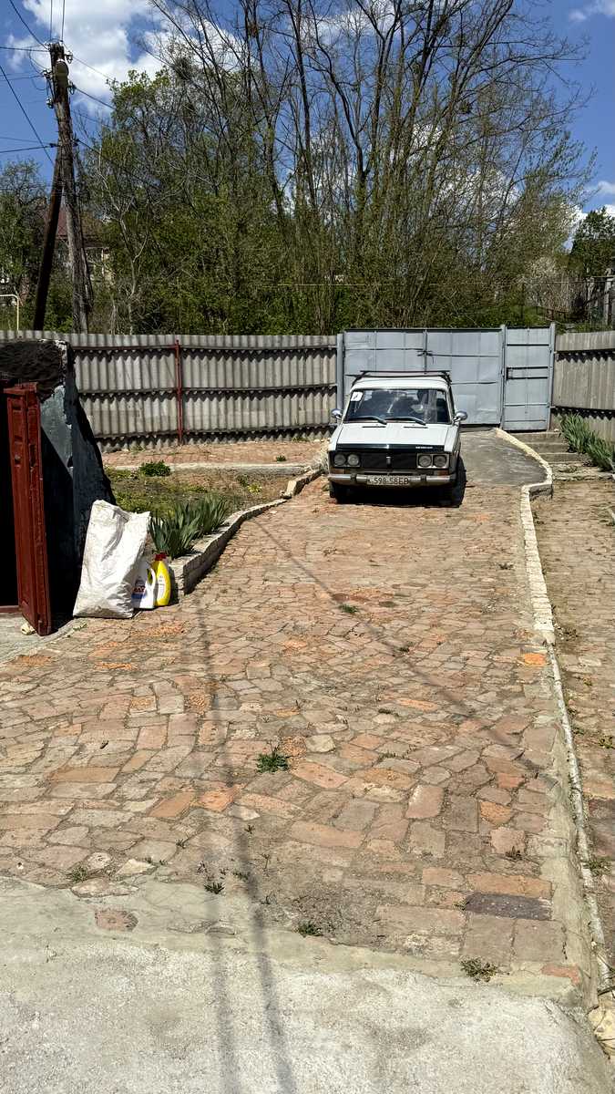 1864568000225530